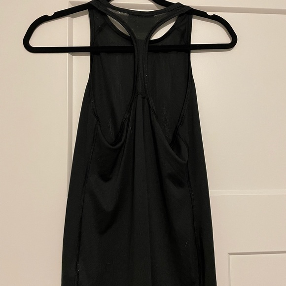 Athleta workout tank - Picture 2 of 2